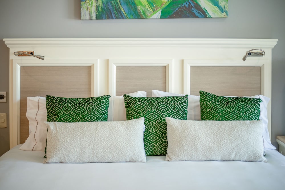 Deluxe Ocean View 2 Queen Beds - Photo 4
