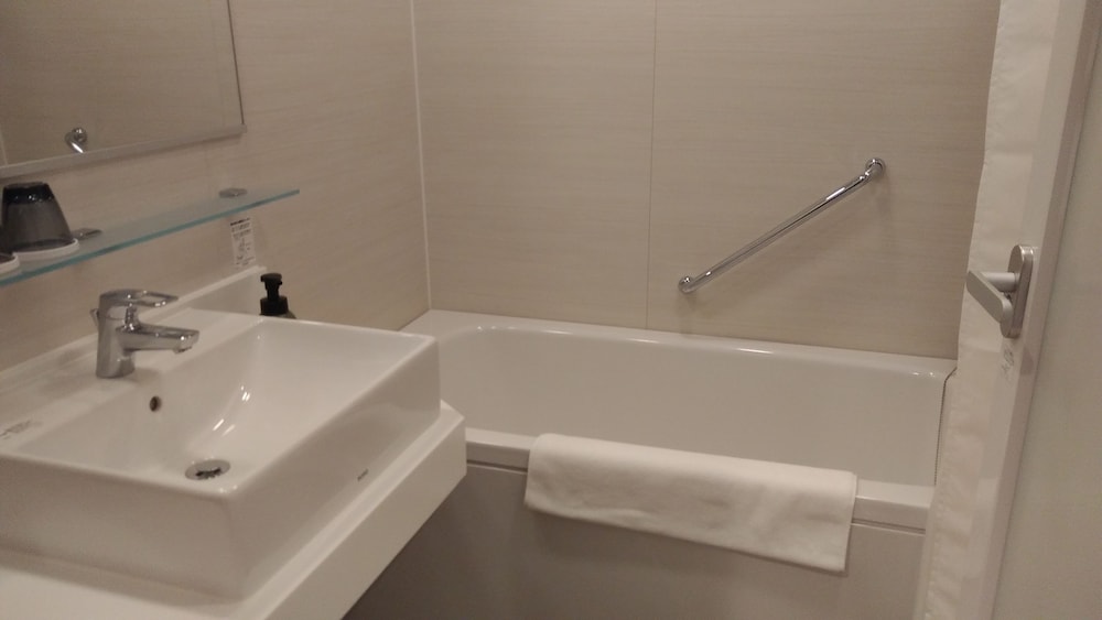 Deluxe Queen Room, Non Smoking - Photo 8