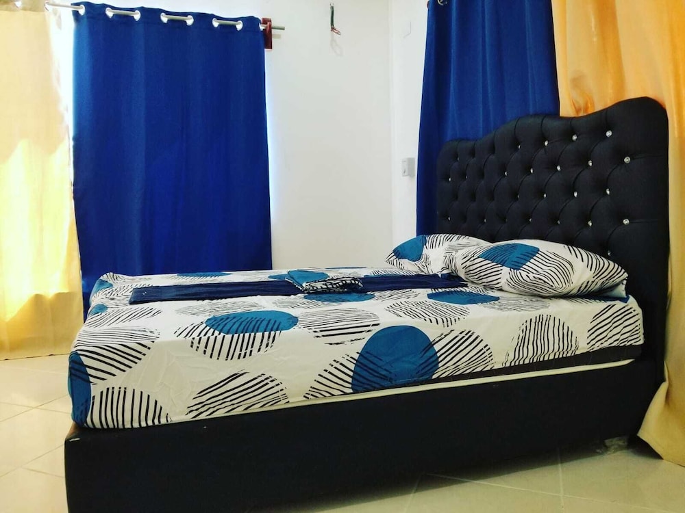 Room 8