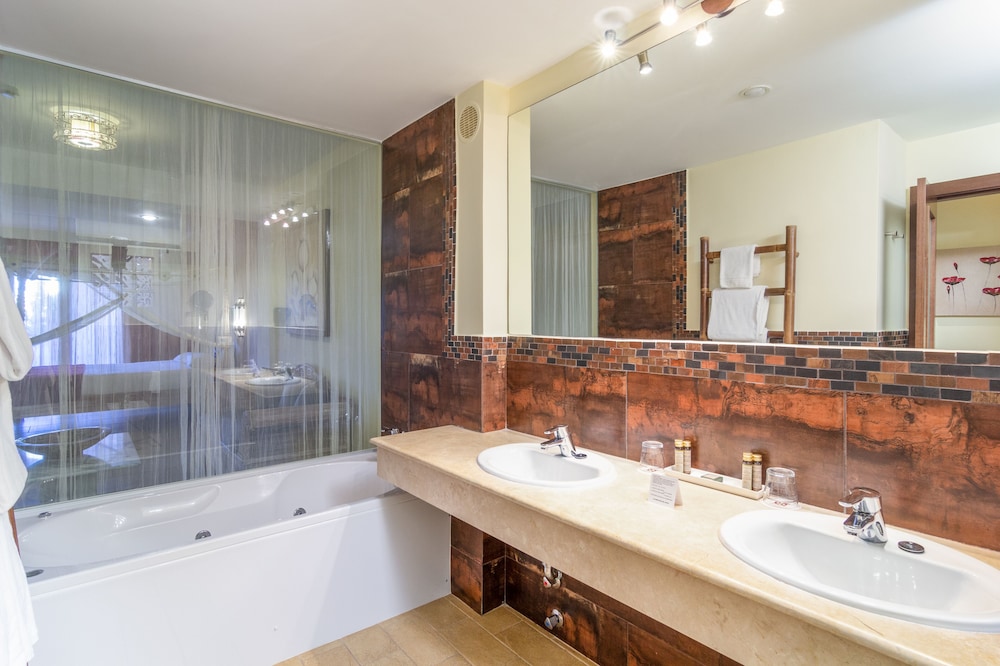 Junior Suite - Photo 6