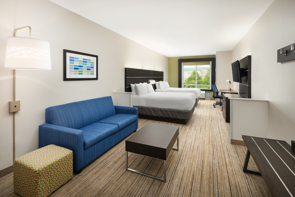 Suite, Multiple Beds photo 1