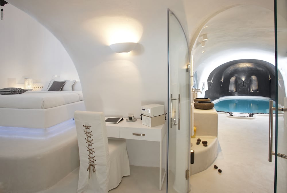 Exclusive Suite, Private Pool ( Infinity Suite ) - Photo 5