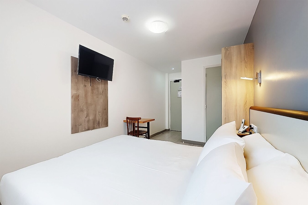 Hotel de Menilmontant - Photo 14