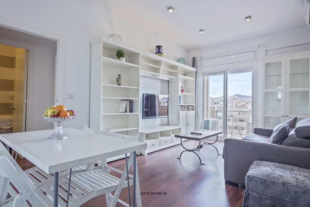 Apartamento Básico, 3 Habitaciones, No Fumadores, Balcón