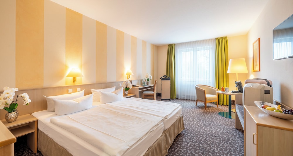 Business Suite photo 1