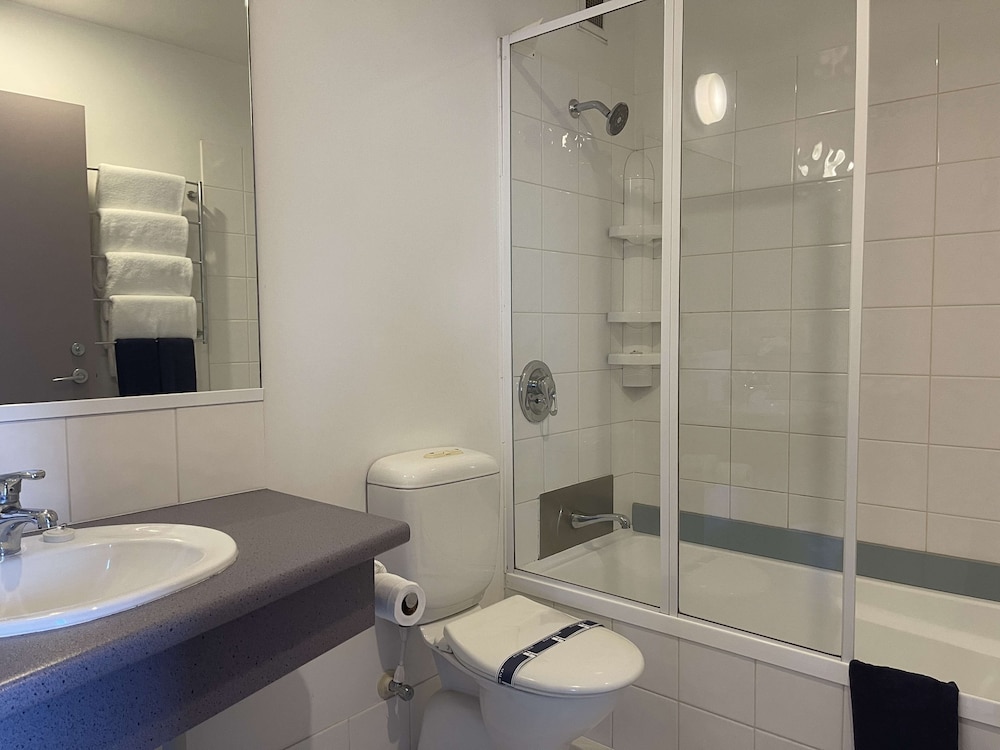 Standard Room, Multiple Beds, Non Smoking, Microwave