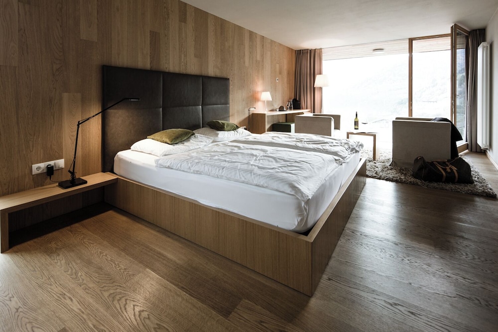 Panoramic Suite, Mountain View photo 1