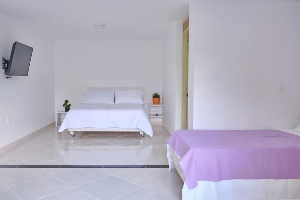 Standard Room photo 2