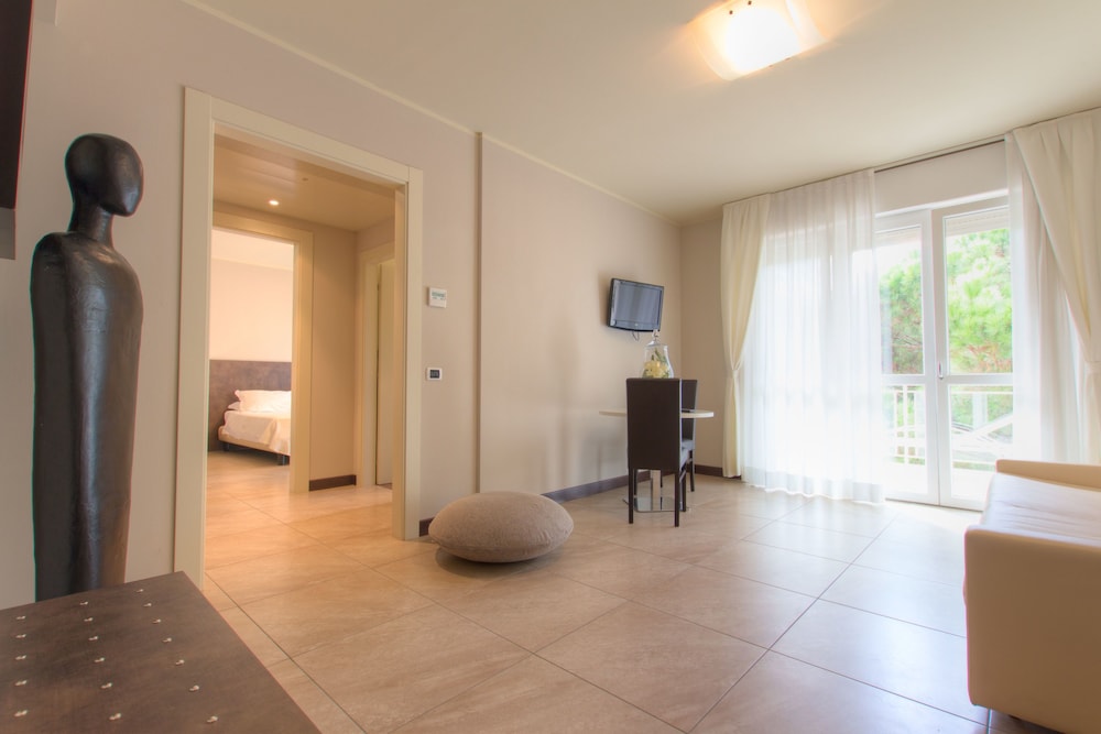 Junior Suite (4)