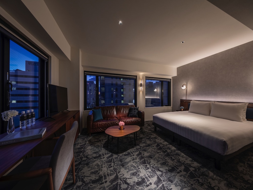 Premier King Room (Two-sided natural light & bathtub)