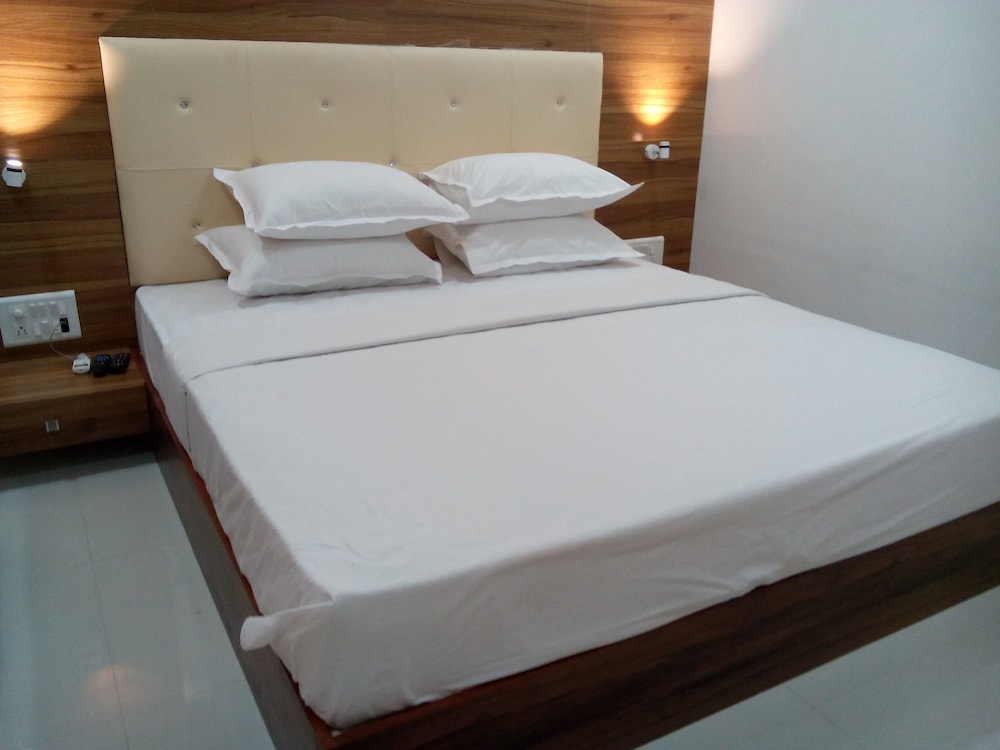 Royal Room
