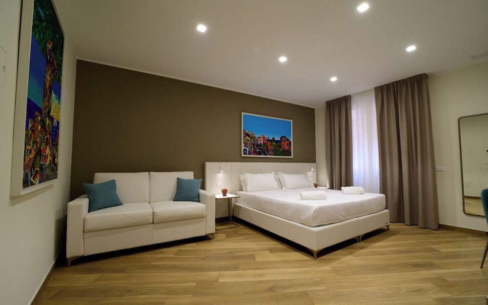 Deluxe Quadruple Room