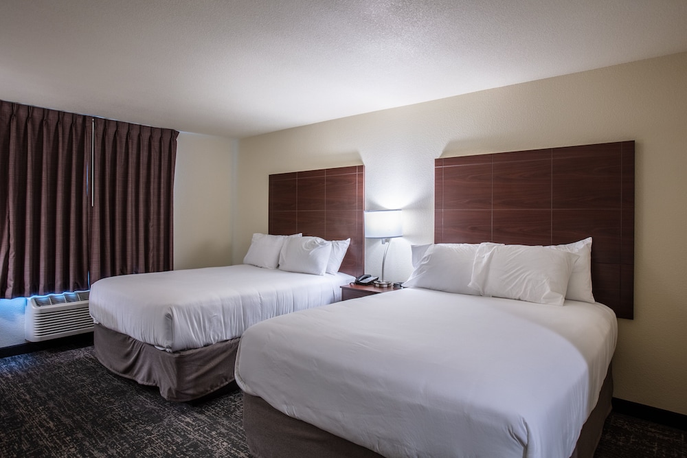 Room, 2 Queen Beds, Non Smoking - Photo 4