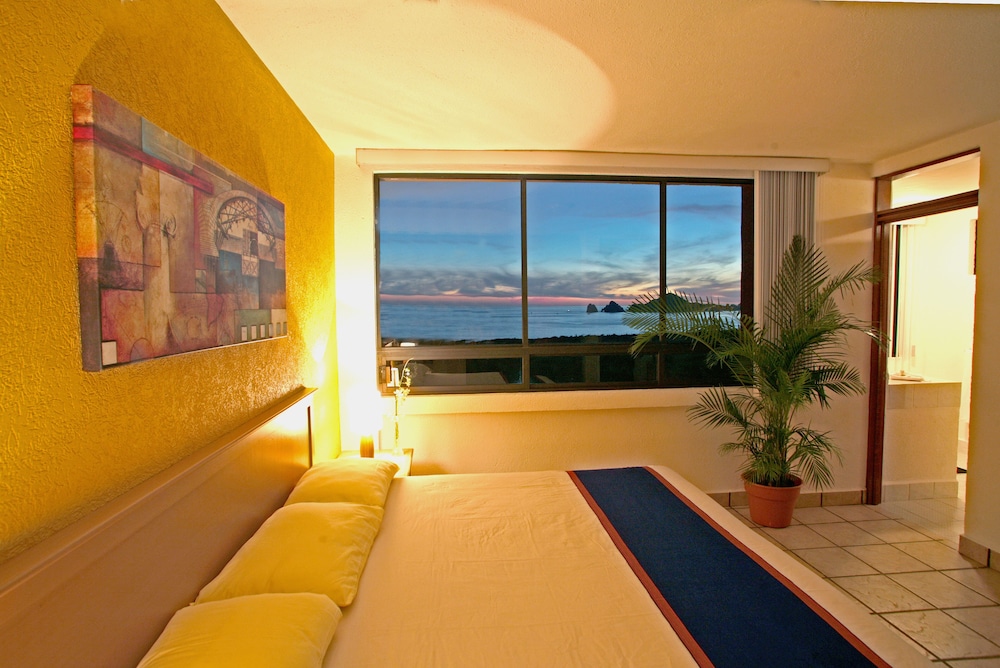 2 Bedroom Apartment Ocean View photo 1