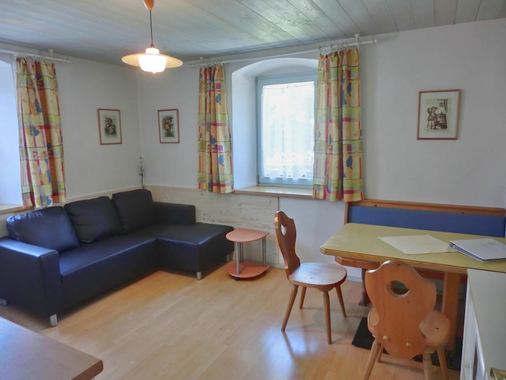 Family Apartment, 2 Bedrooms, Terrace, Lakeside photo 2