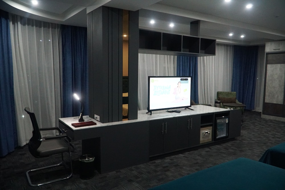 Luxury Room, City View photo 2