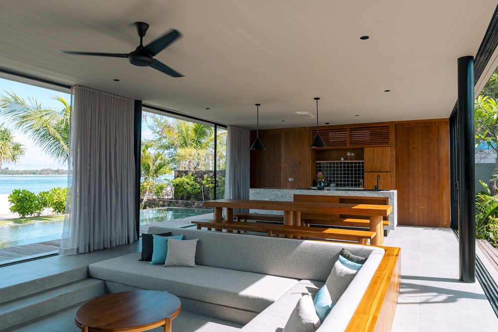 Presidential Villa photo 3