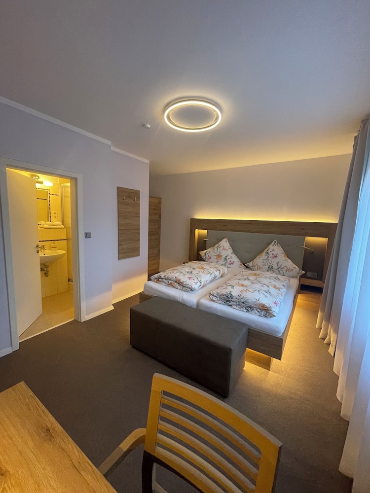 Superior Double Room - Photo 2
