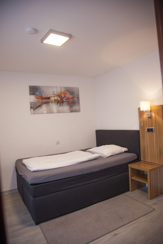 Single Room photo 3