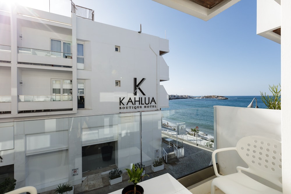 Junior Suite, Partial Sea View