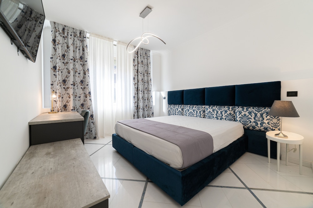 City Double Room, 1 King Bed, Non Smoking, Ensuite