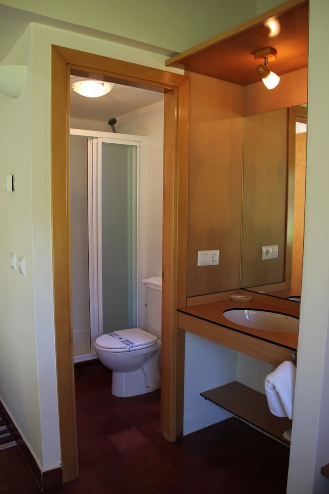 Bungalow (2 Adults) - Photo 4
