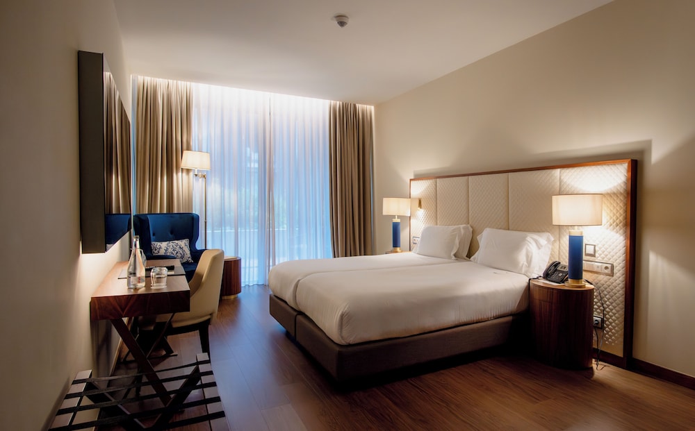 Premium Room, 2 Twin Beds, Balcony