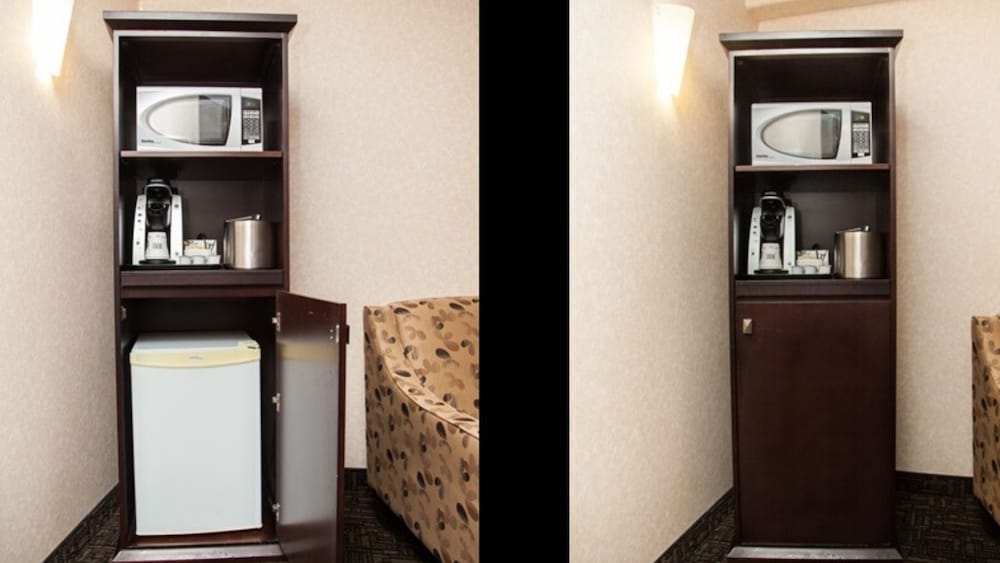Executive Suite, City View - Photo 6
