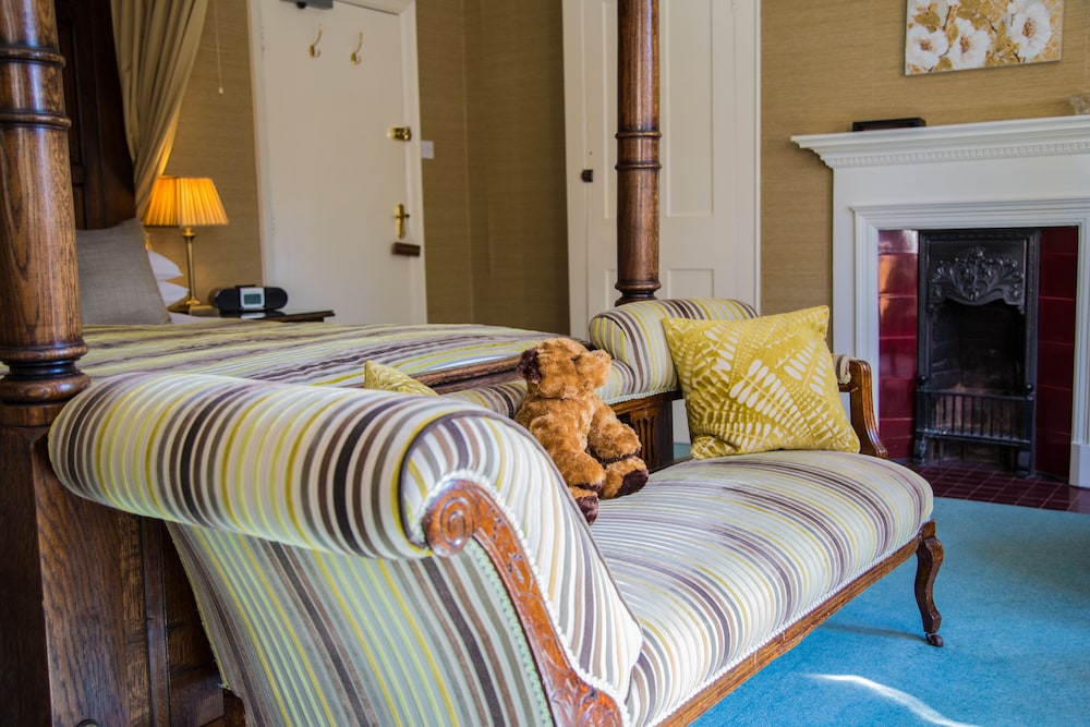 Deluxe Room, 1 King Bed - Photo 4