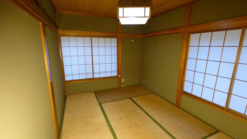 Basic Triple Room - Photo 1