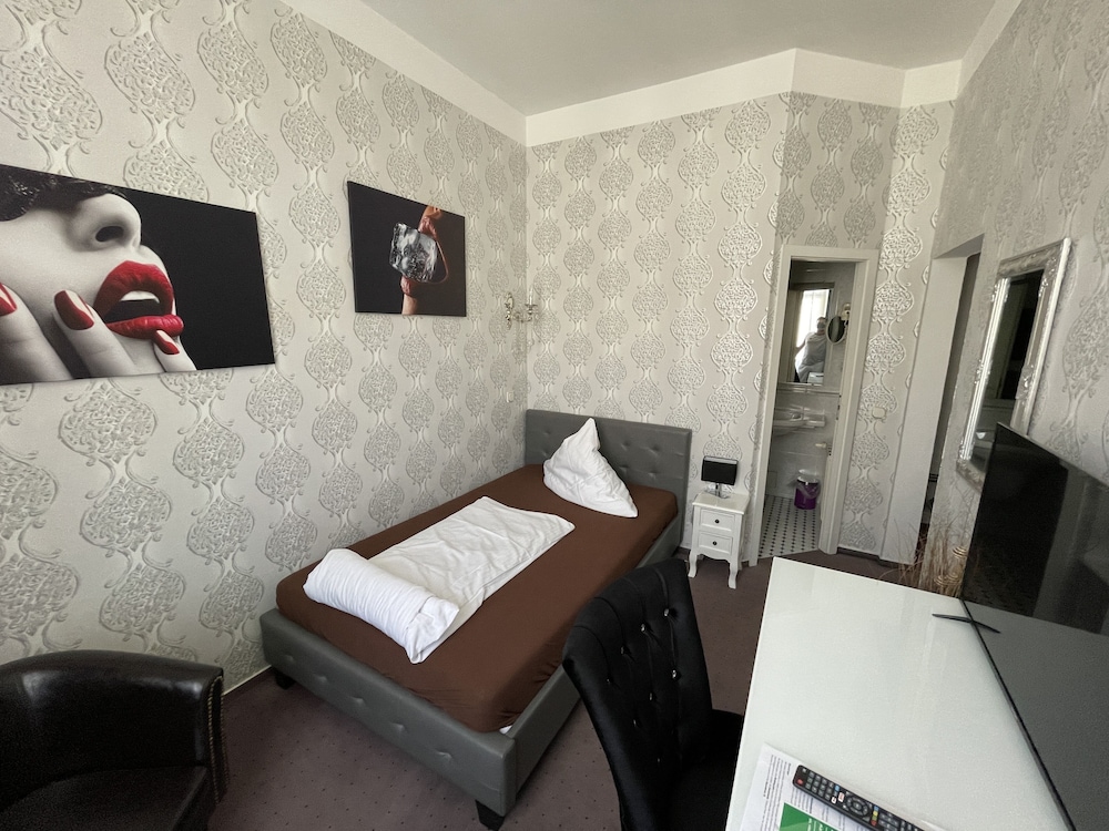 Comfort Single Room
