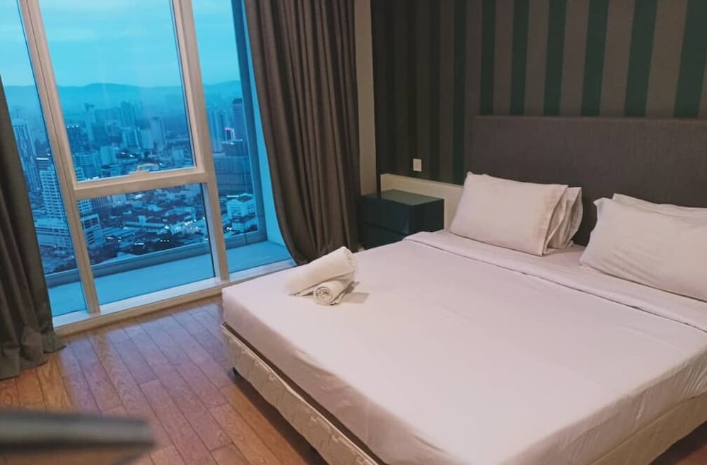 Superior Suite, 2 Bedrooms, City View