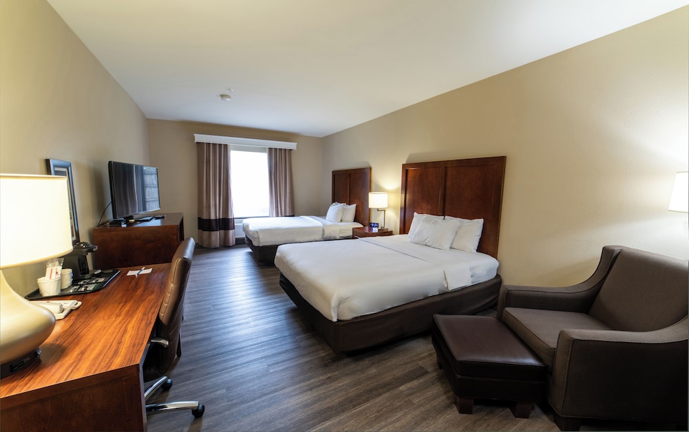 Room, 2 Queen Beds - Photo 2