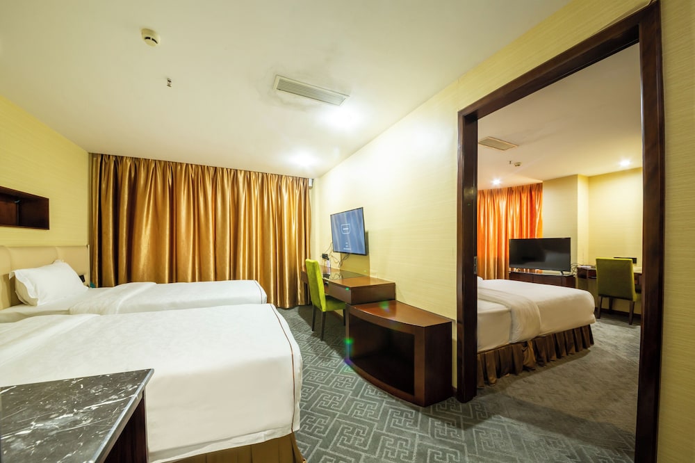 Basic Room, Multiple Beds photo 1