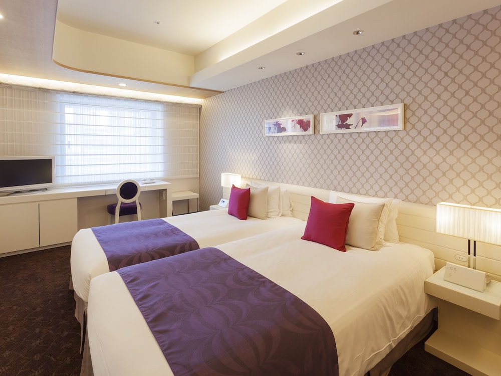 Junior Suite, Non Smoking (58 square meters) photo 3