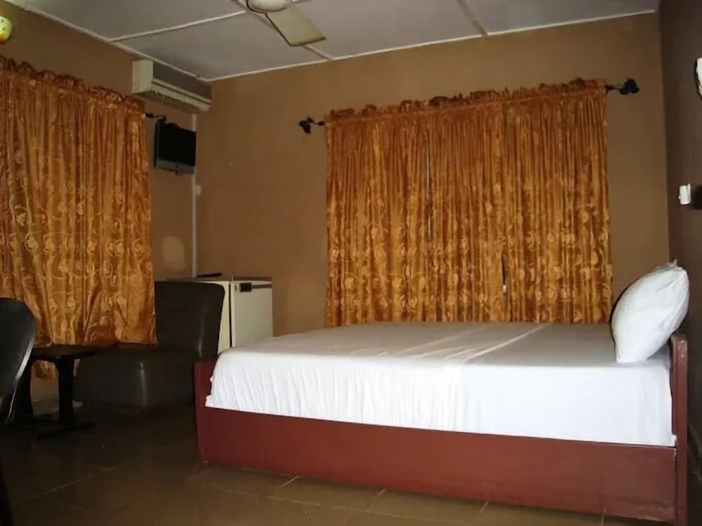 Deluxe Room, Balcony, City View