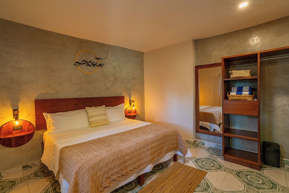 Deluxe Suite, 1 King Bed photo 1