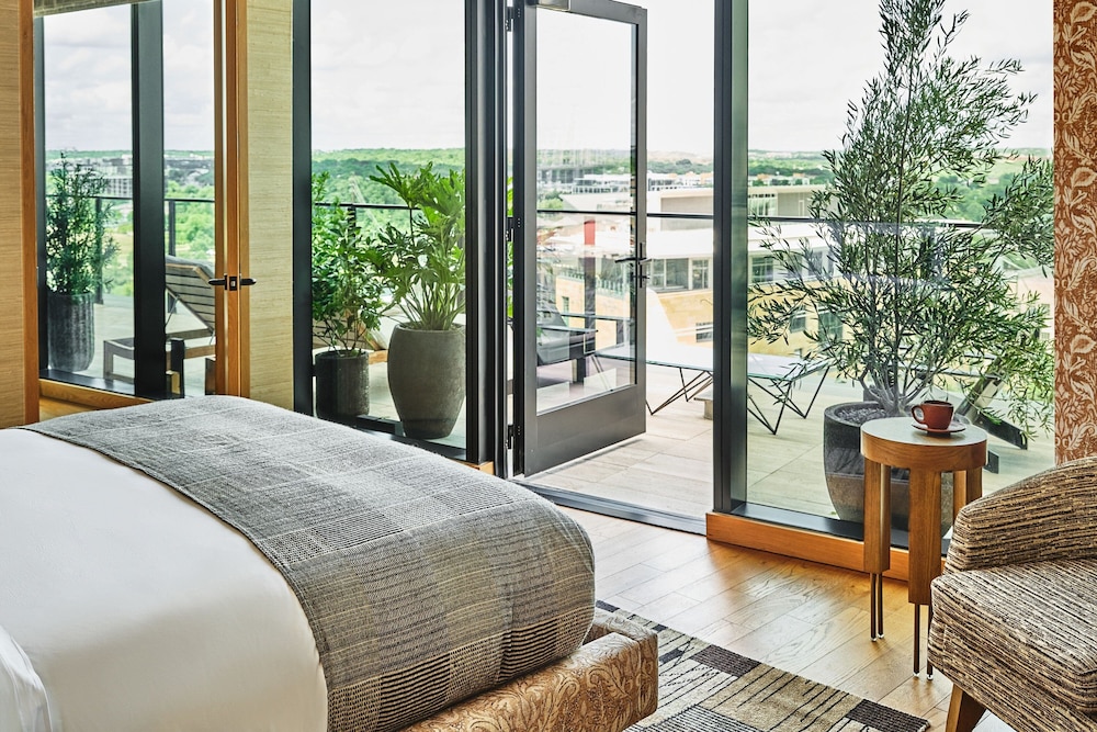 Proper Penthouse - Photo 2
