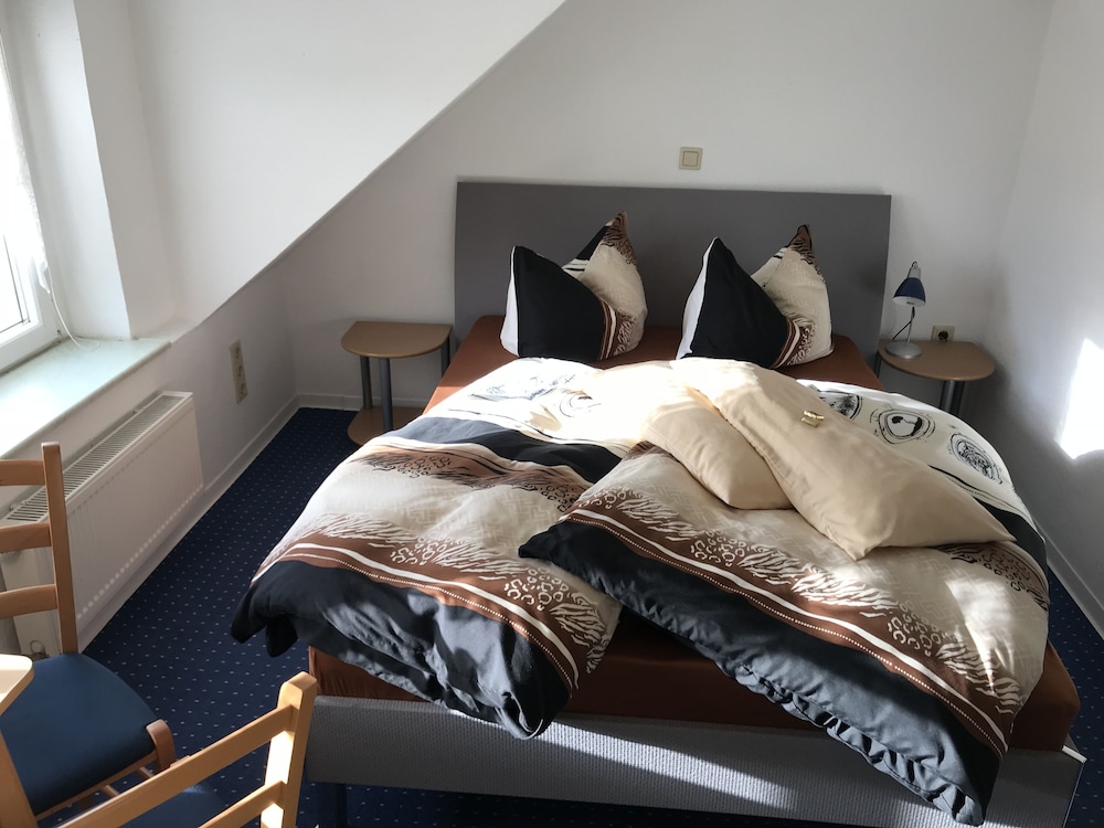 Single Room photo 3