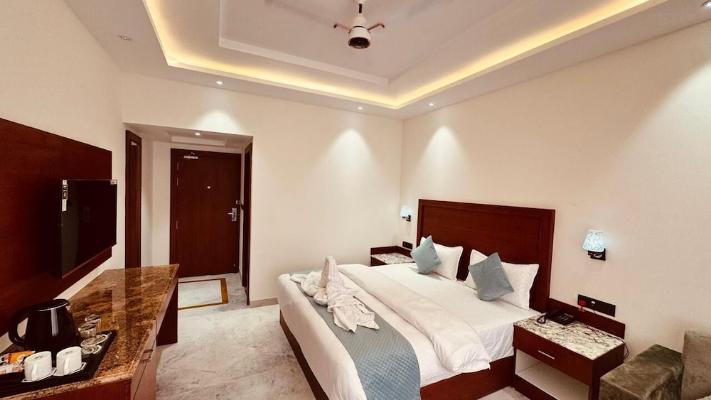 Deluxe Single Room