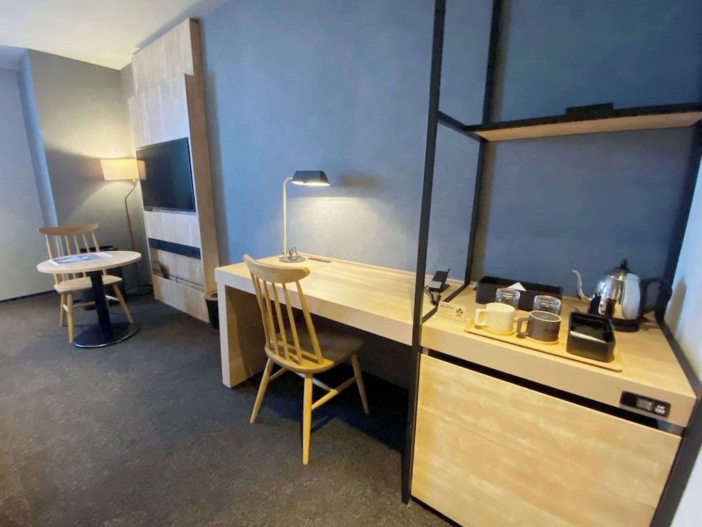 Wide King Room, Non Smoking - Photo 11