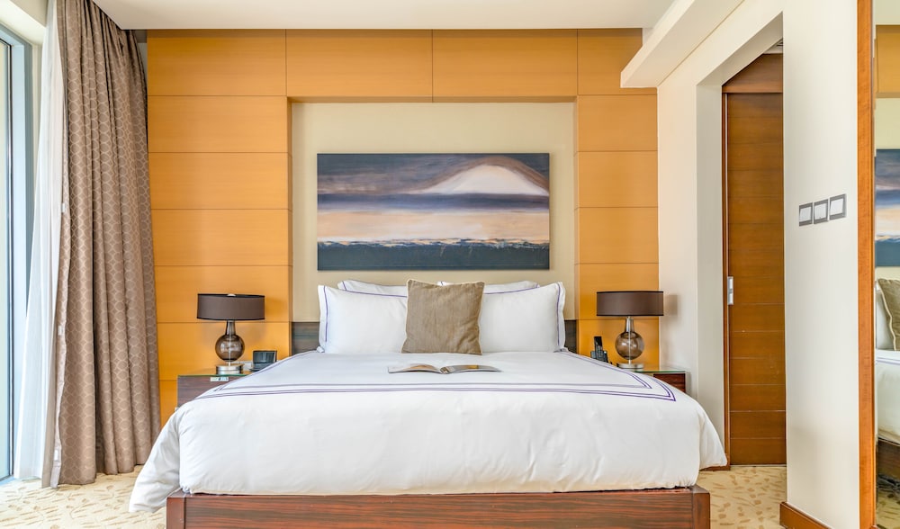 Exclusive Apartment, City View photo 3