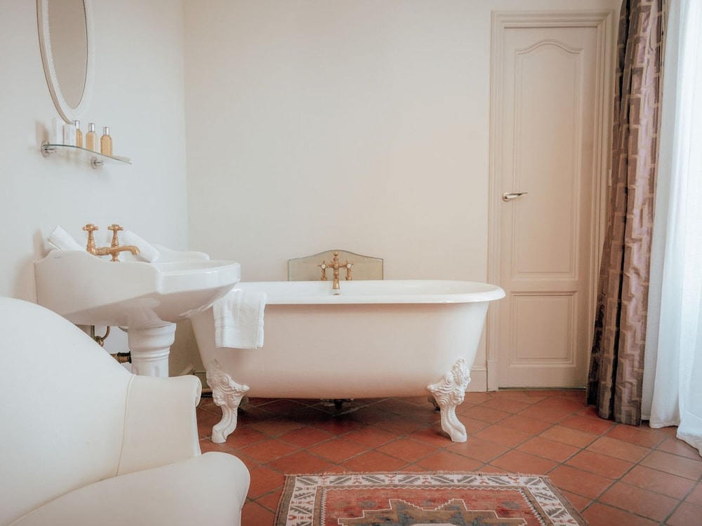Junior Suite - Photo 6