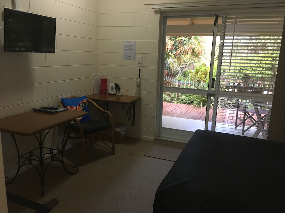 Standard Room, Non Smoking, Balcony (Twin Ensuite) photo 3