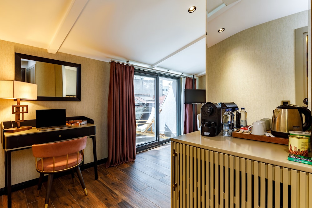 Executive Double Room, Terrace photo 3