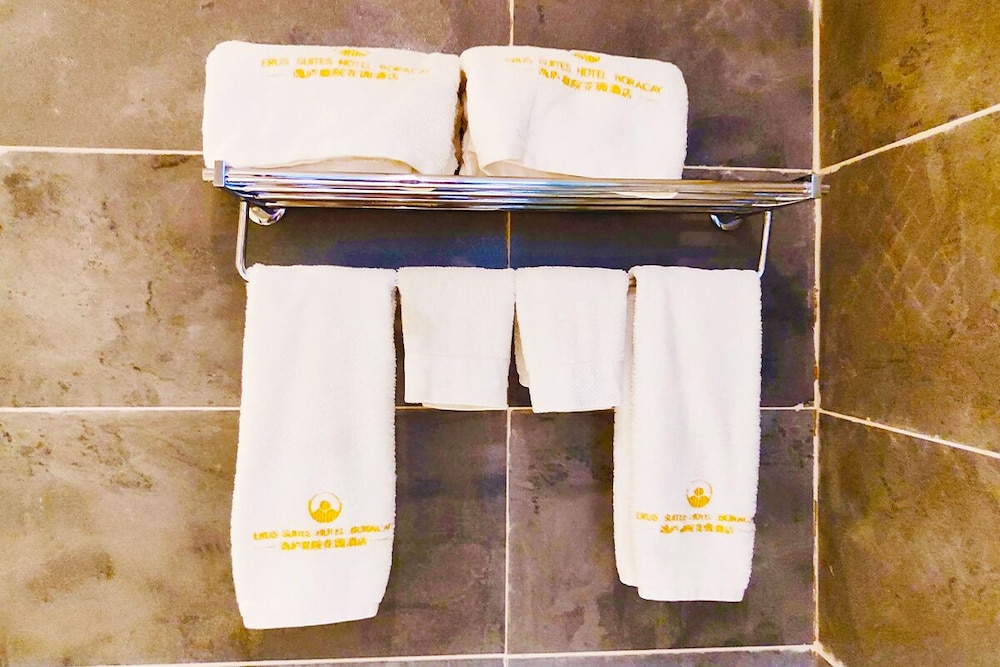Deluxe Double or Twin Room - Photo 6