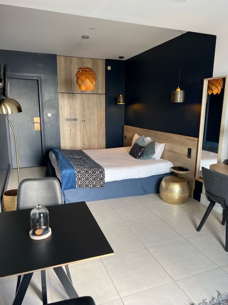 Superior Room, 1 Double Bed, Sea View, Ground Floor - Photo 4