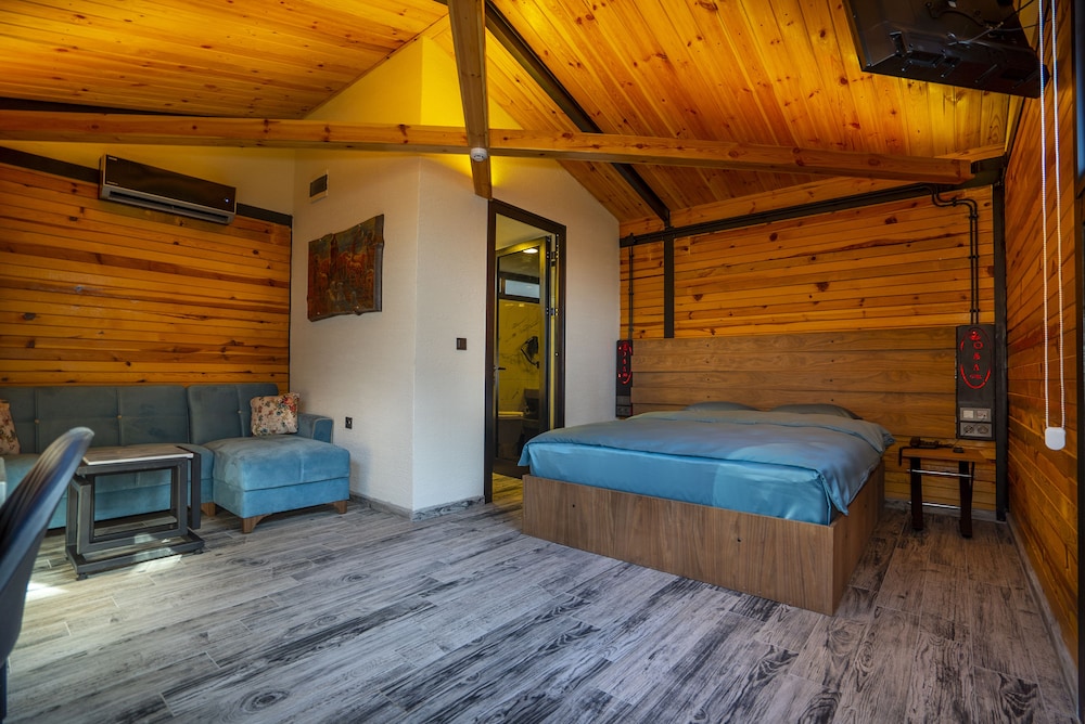 Bungalow photo 1