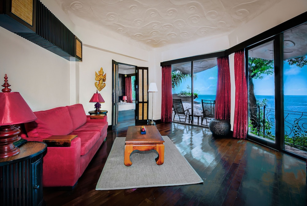 Deluxe Suite Pavilion - Photo 4