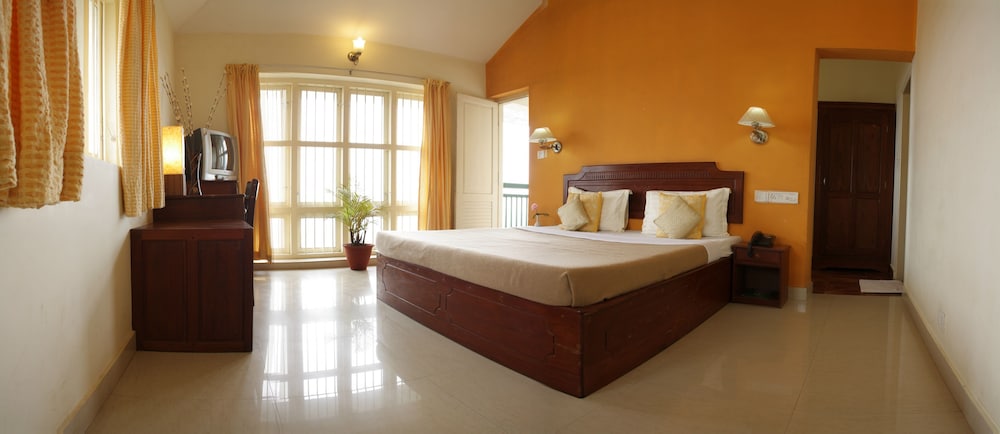 Suite, Hill View photo 2